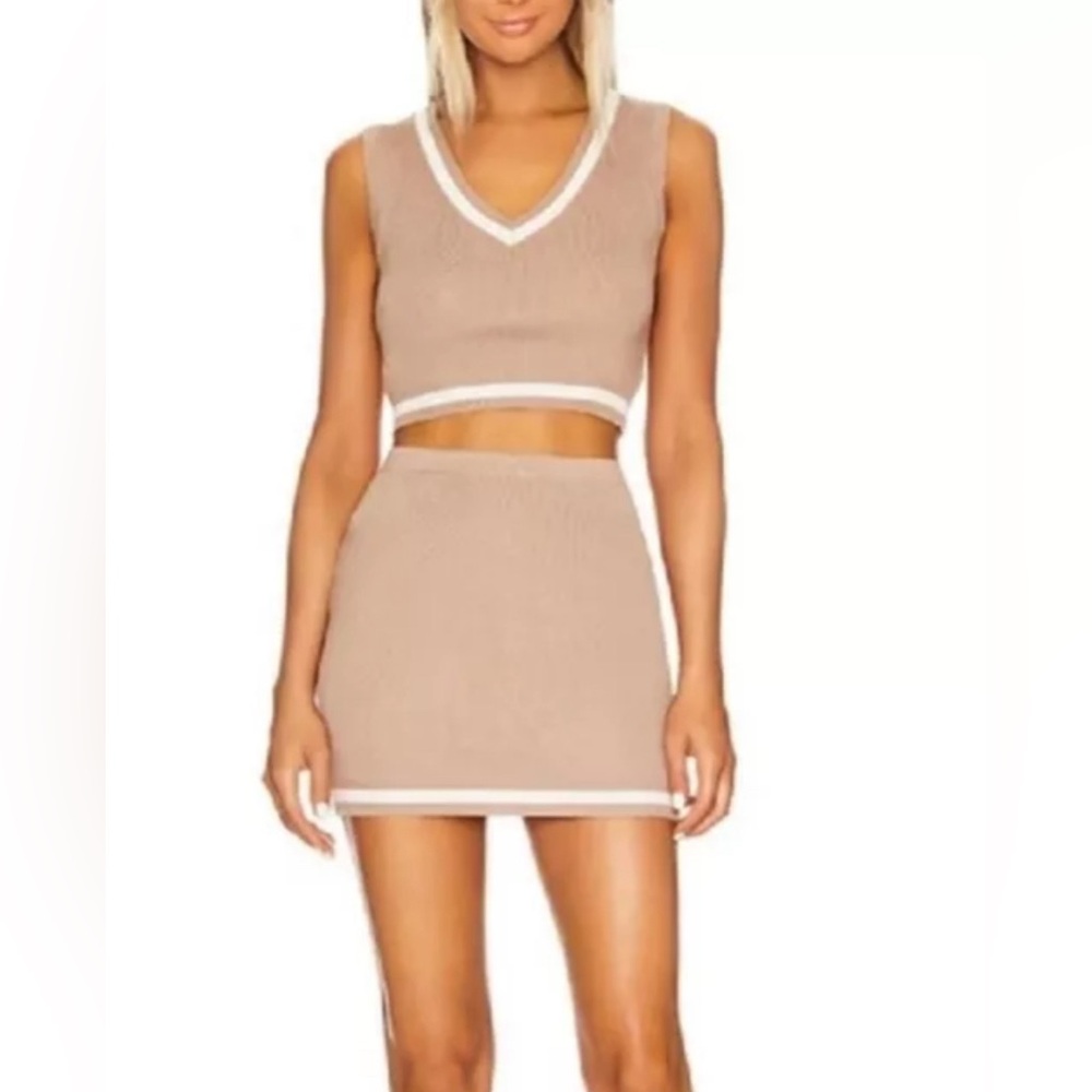 SINCERELY JULES Knit Prep Vest & Skirt Set Size S NWT Viscose Blend Beige White